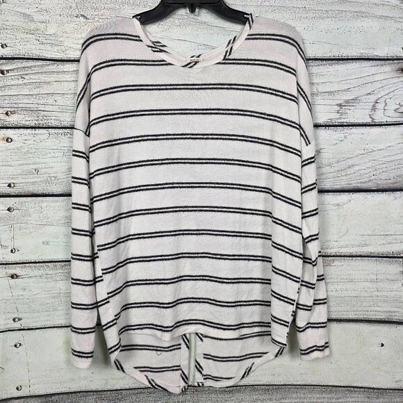 BKE XS Ivory Black Striped Button Tie Back Top - Picture 1 of 5